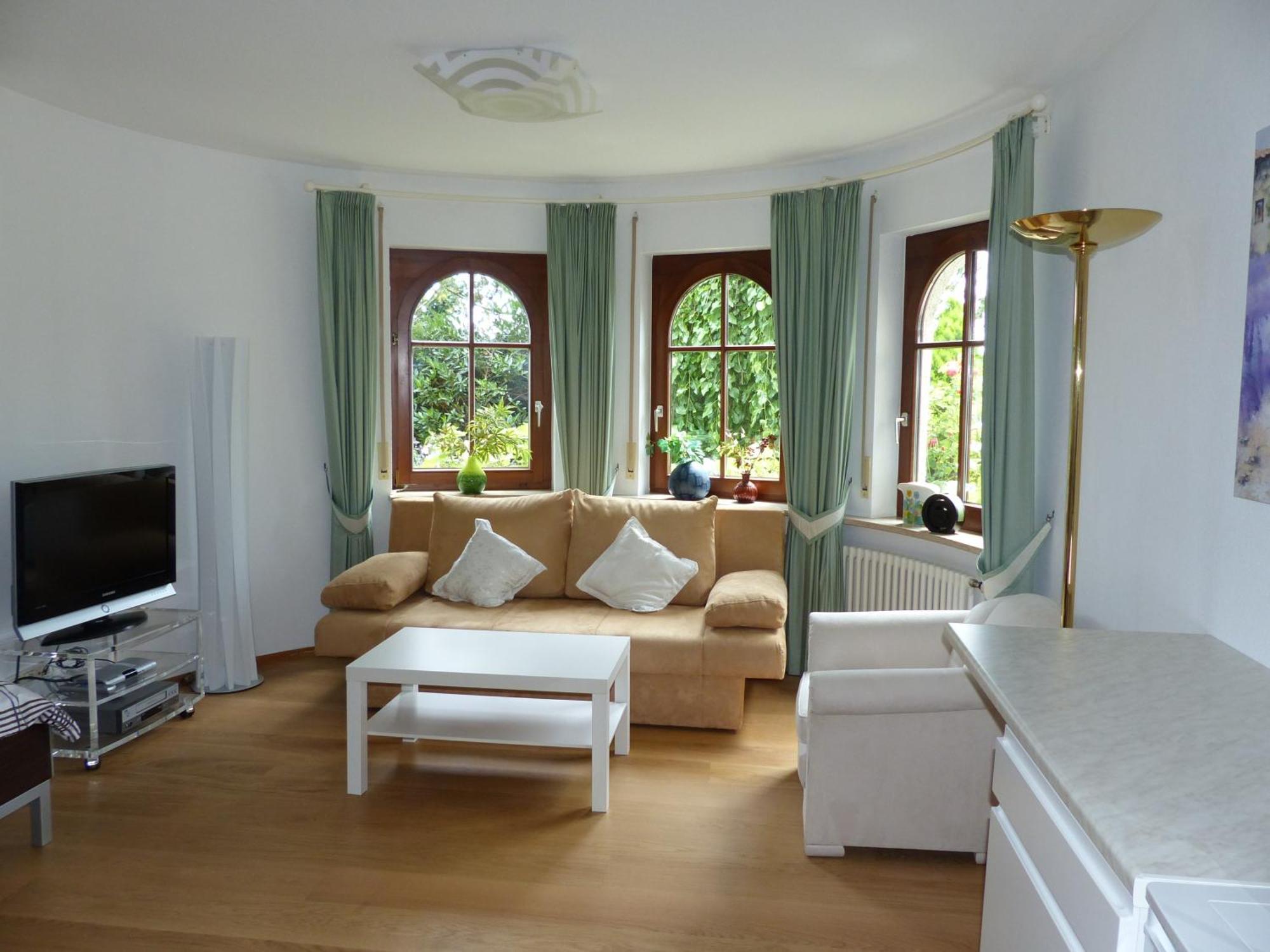 Schwarzwaldturmzimmer Lahr Homestay *