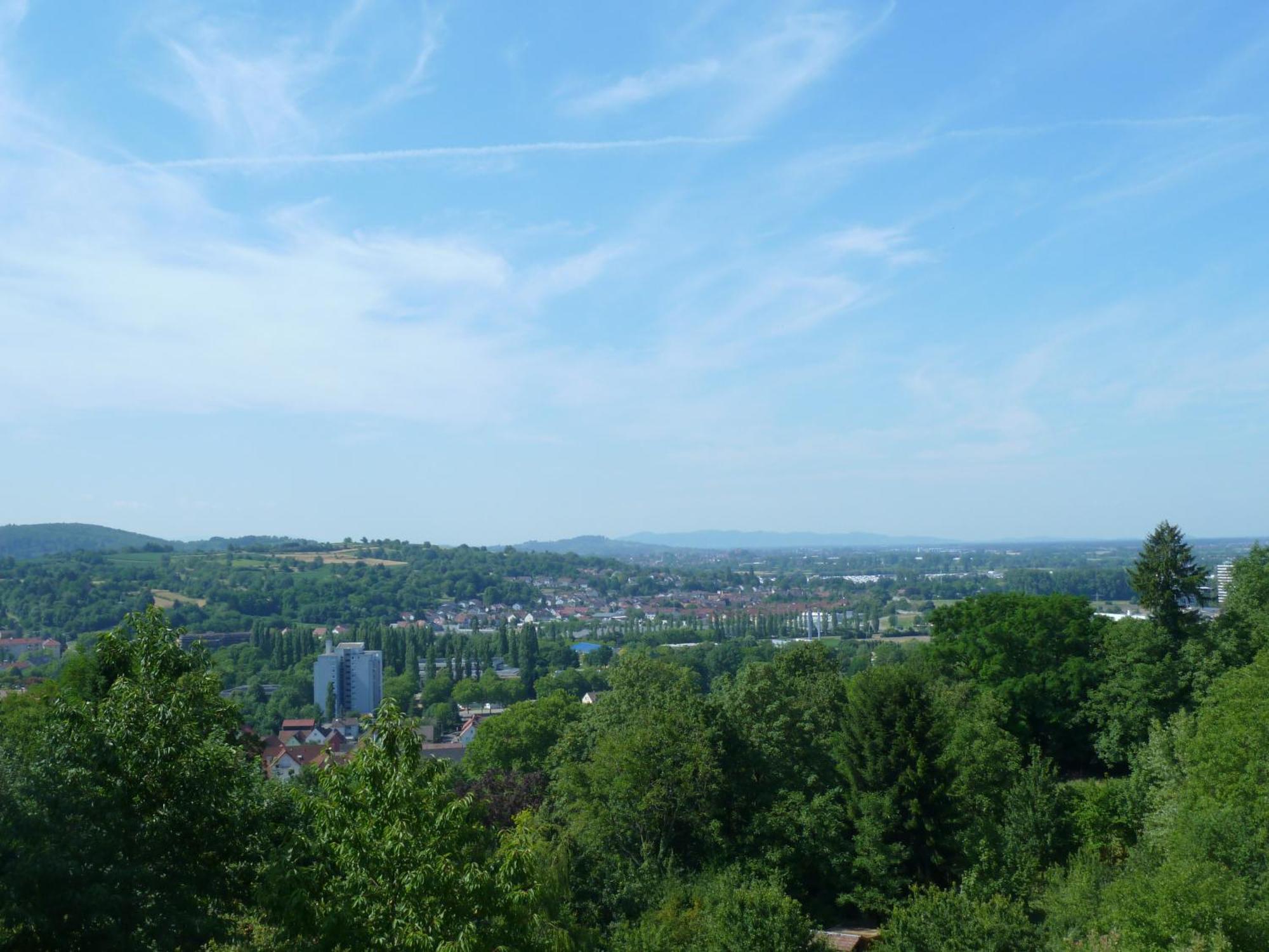 Homestay Schwarzwaldturmzimmer Lahr *